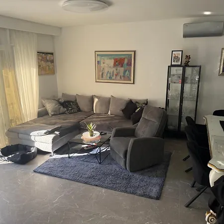 House Pati 别墅 布里比尔